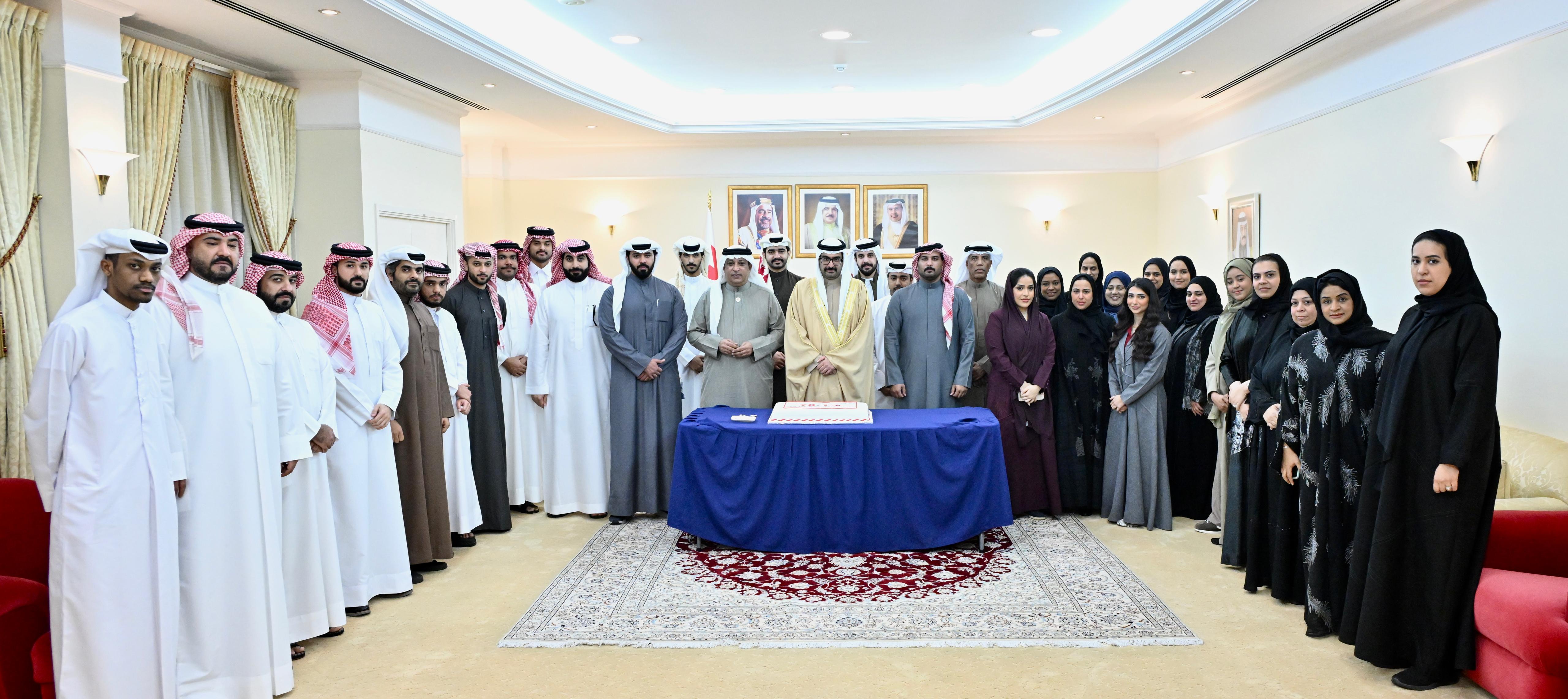 سمو محافظ المحافظة الجنوبية يستذكر مسيرة الانجازات التاريخية والحضارية بمناسبة ذكرى يوم ميثاق العمل الوطني<